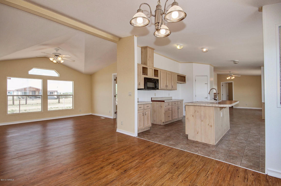 1800 E Summit Peak, Tucson, AZ 85756