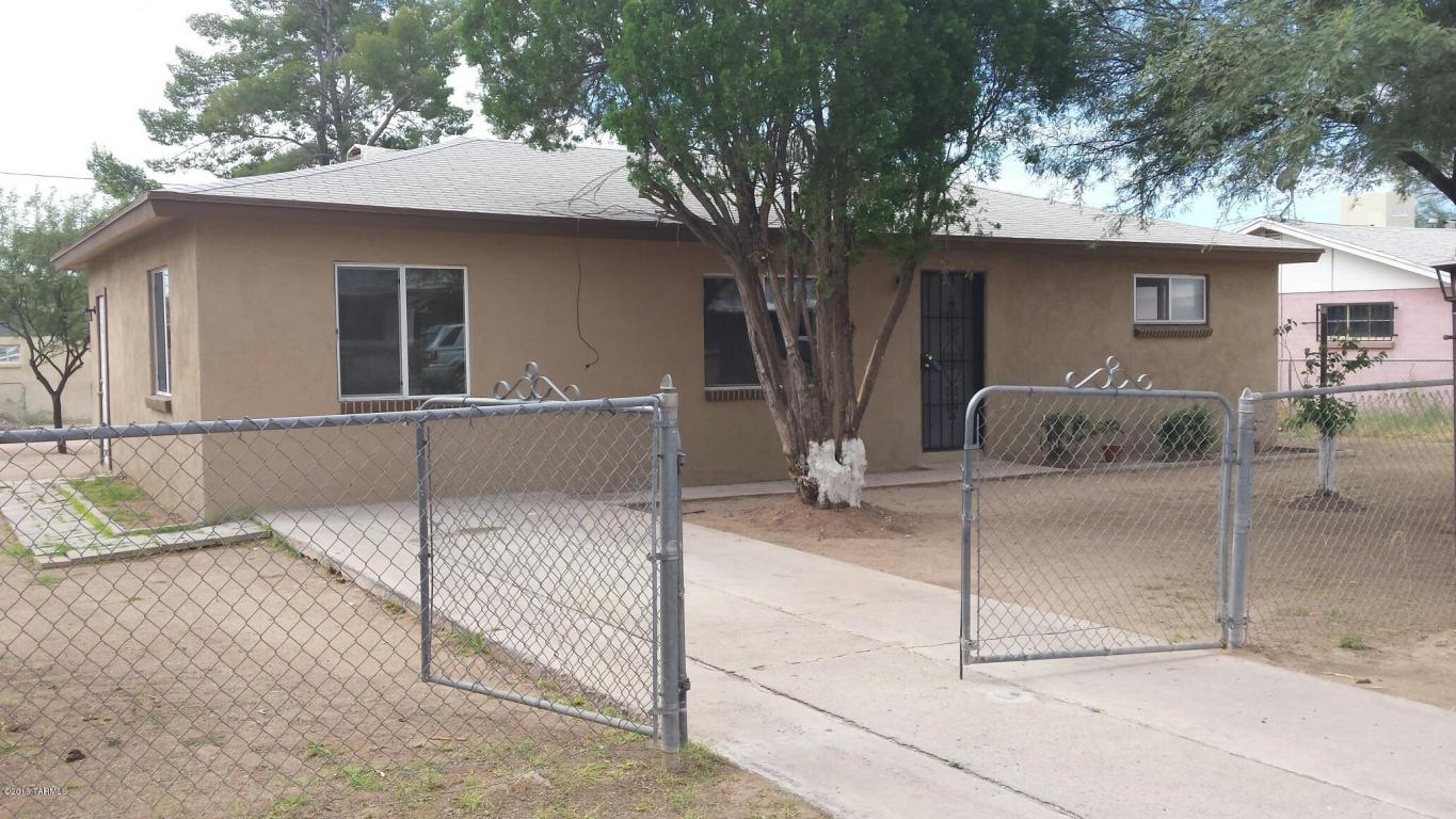 951 W Calle Castile, Tucson, AZ 85756