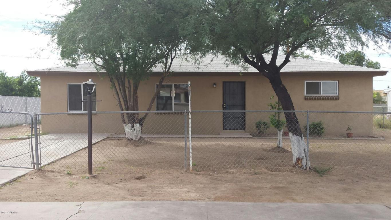 951 W Calle Castile, Tucson, AZ 85756