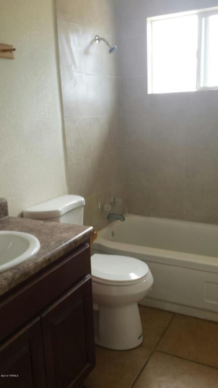 951 W Calle Castile, Tucson, AZ 85756