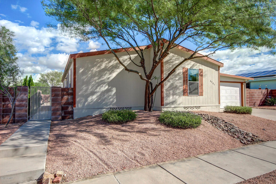 6205 E Rough Rock, Tucson, AZ 85756