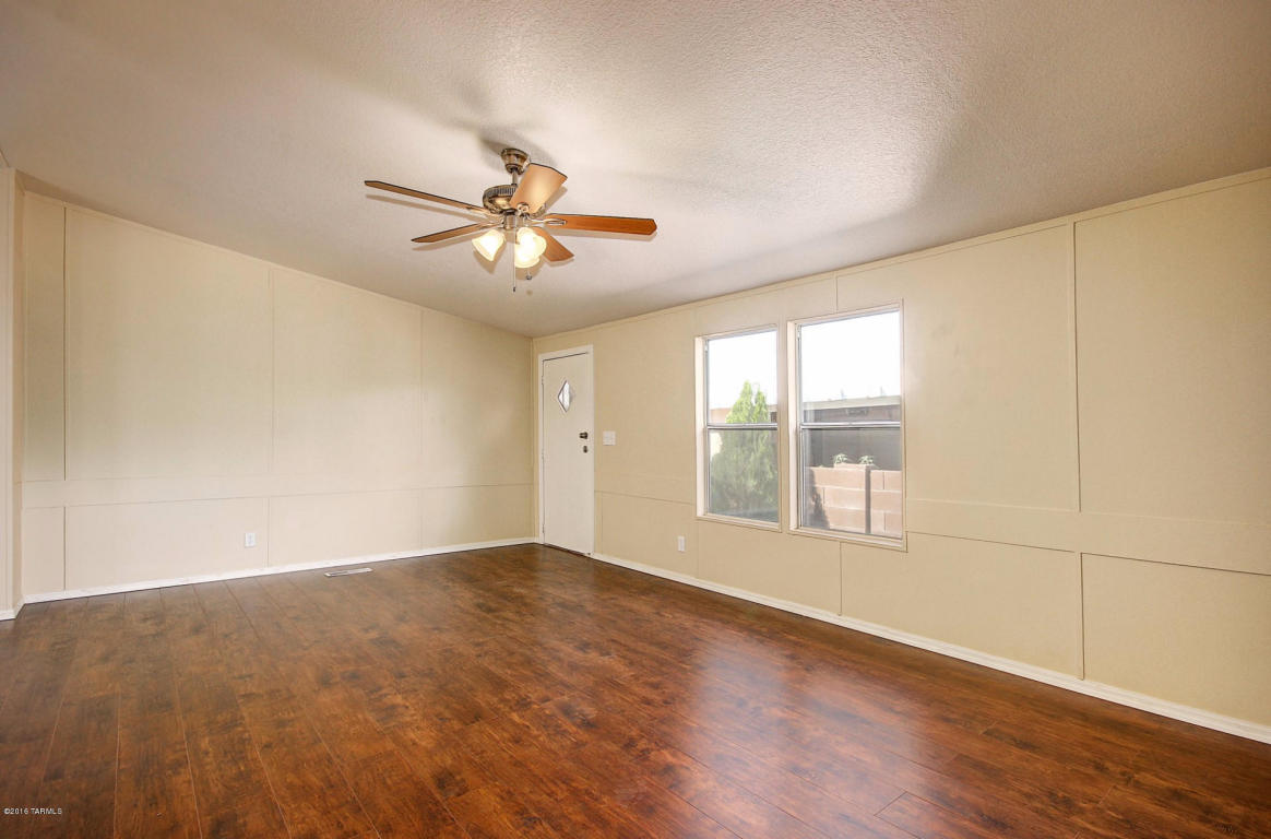 6205 E Rough Rock, Tucson, AZ 85756
