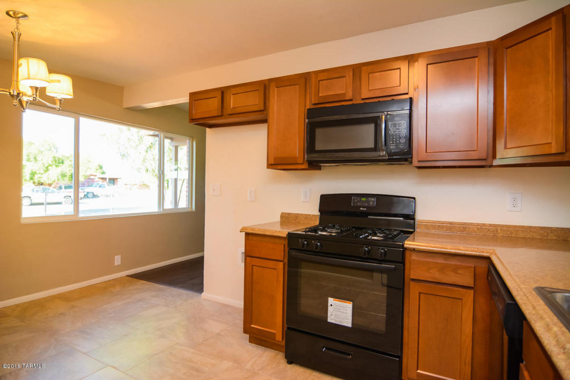 226 E Inez, Tucson, AZ 85756