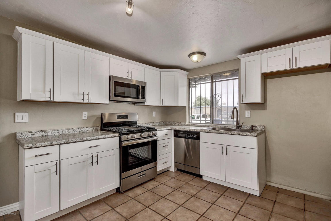 6854 S 4th, Tucson, AZ 85756