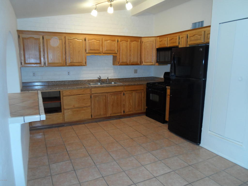 411 W Inez, Tucson, AZ 85756
