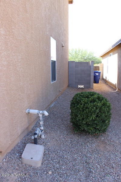 6988 S Goshawk, Tucson, AZ 85756