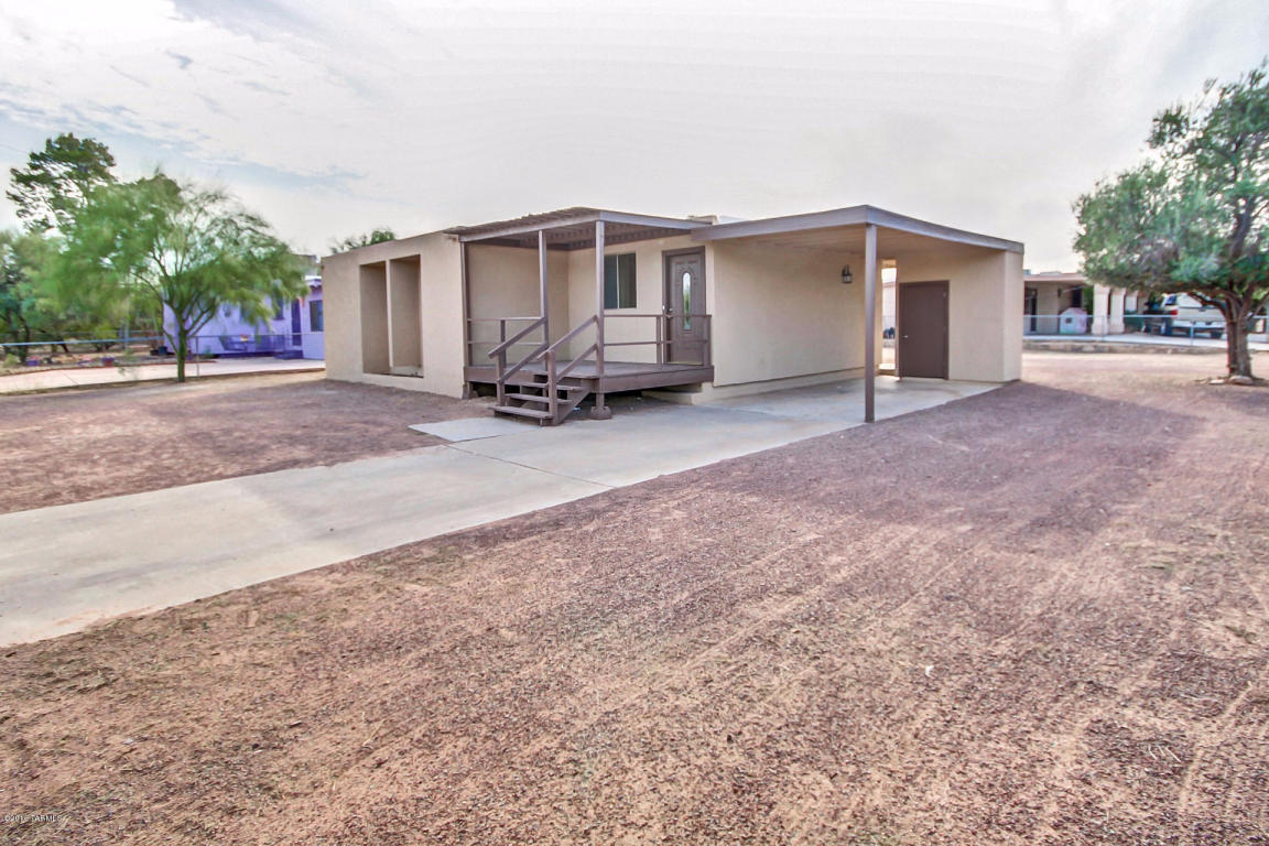 235 W Medina, Tucson, AZ 85756