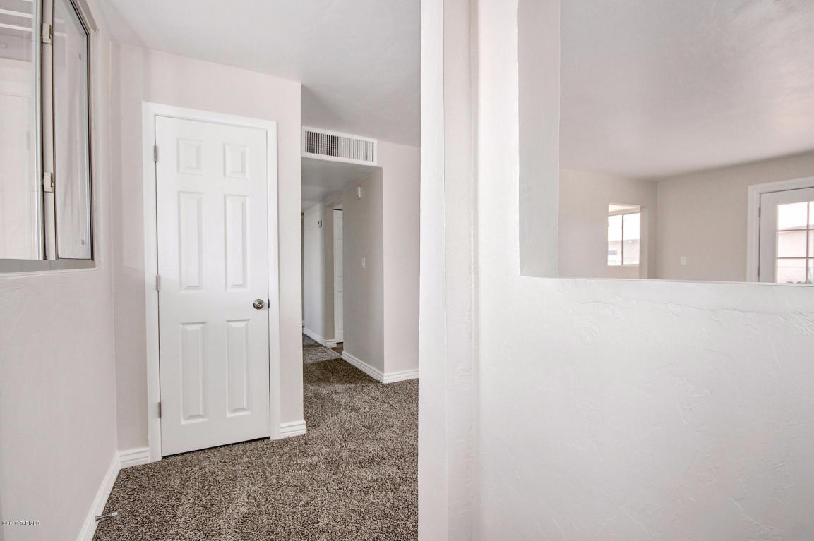 235 W Medina, Tucson, AZ 85756