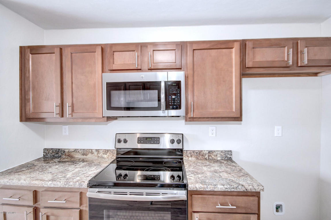 235 W Medina, Tucson, AZ 85756