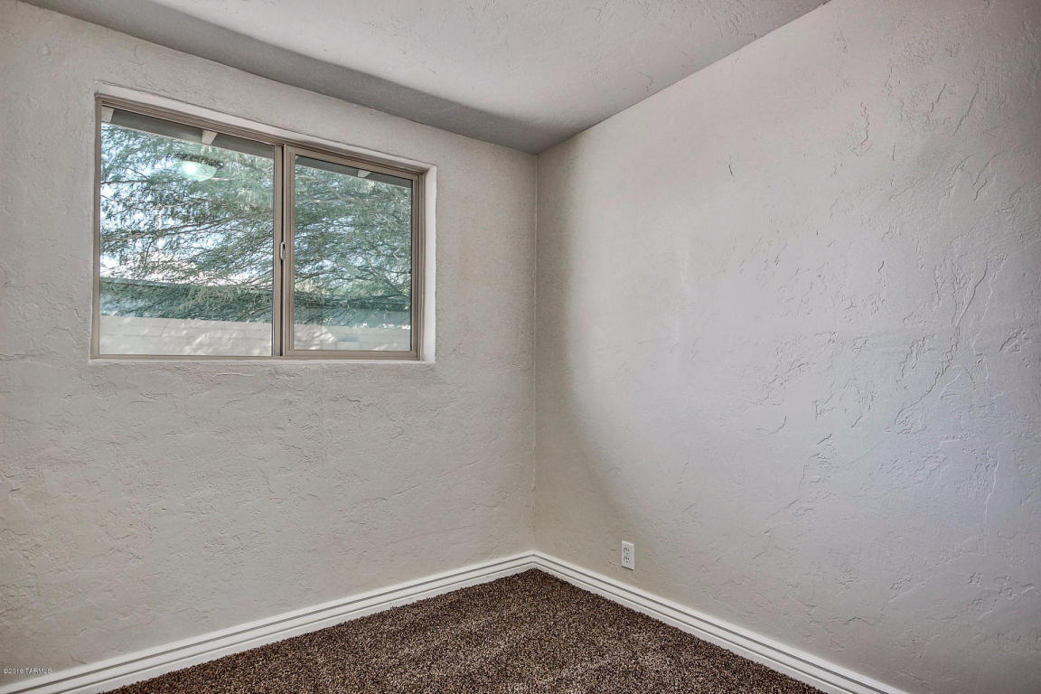9 E Elvado, Tucson, AZ 85756