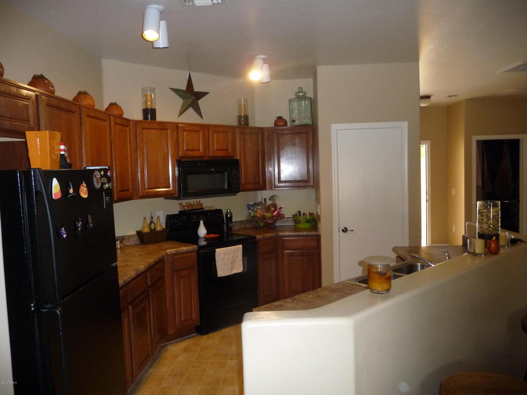 6777 S Avenida Del Abrazo, Tucson, AZ 85756
