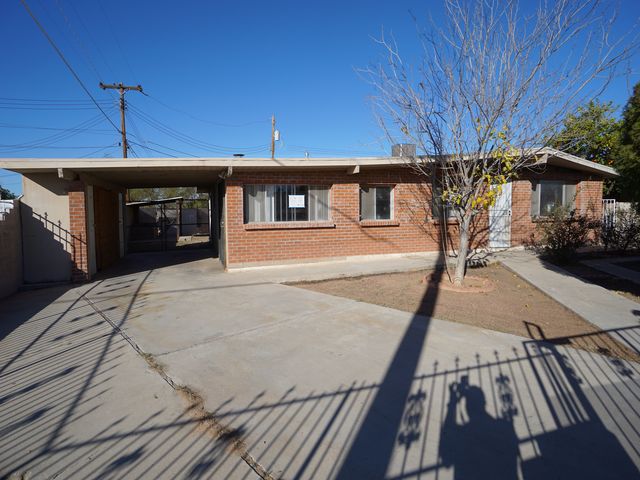 372 W Corona RdTucson, AZ, 85756Pima County
