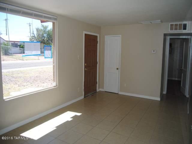 958 W Calle Sevilla, Tucson, AZ 85756