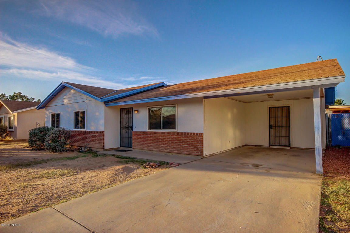 7424 W Calle Lerdo, Tucson, AZ 85757