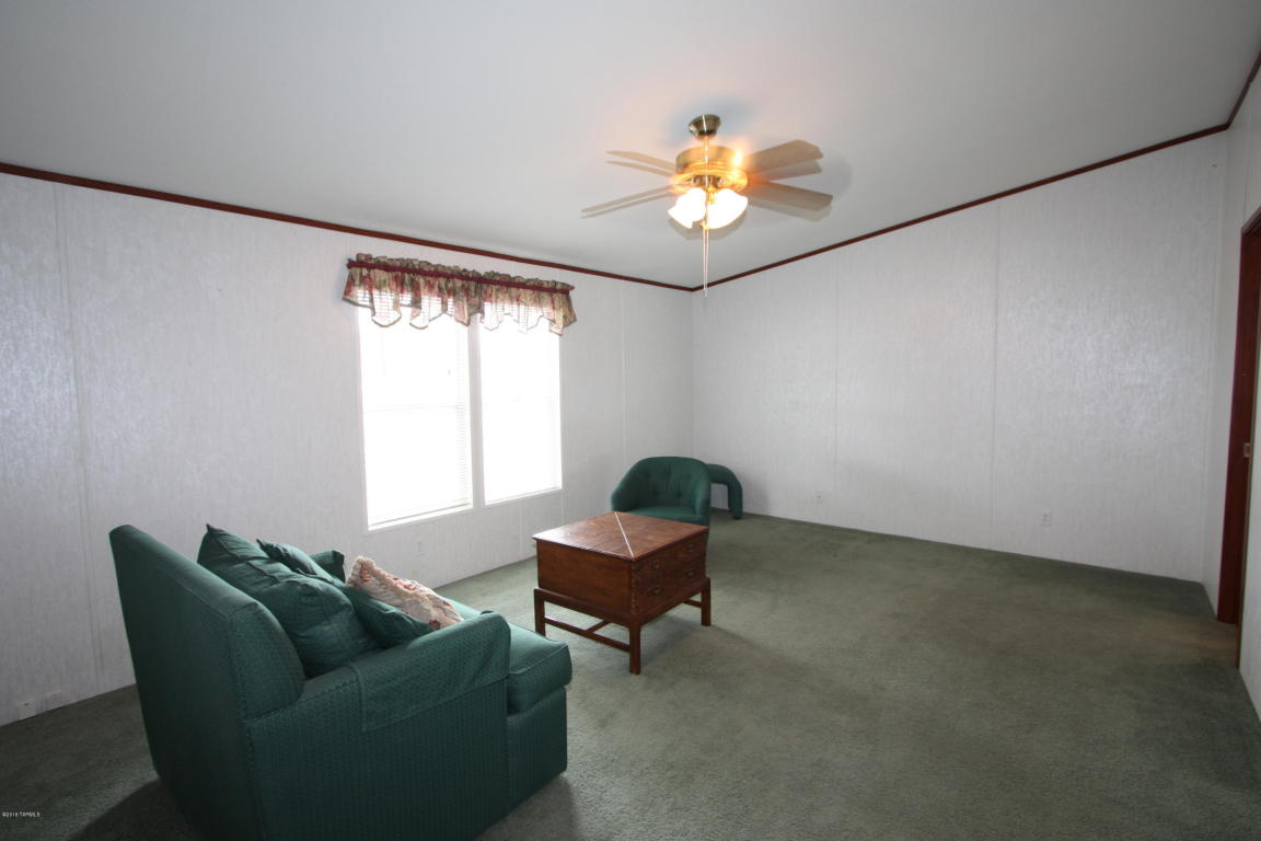 6487 W Golden Rain, Tucson, AZ 85757