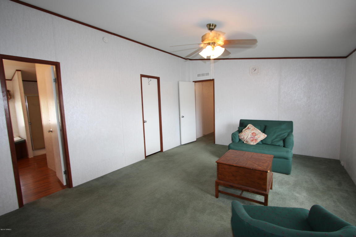 6487 W Golden Rain, Tucson, AZ 85757