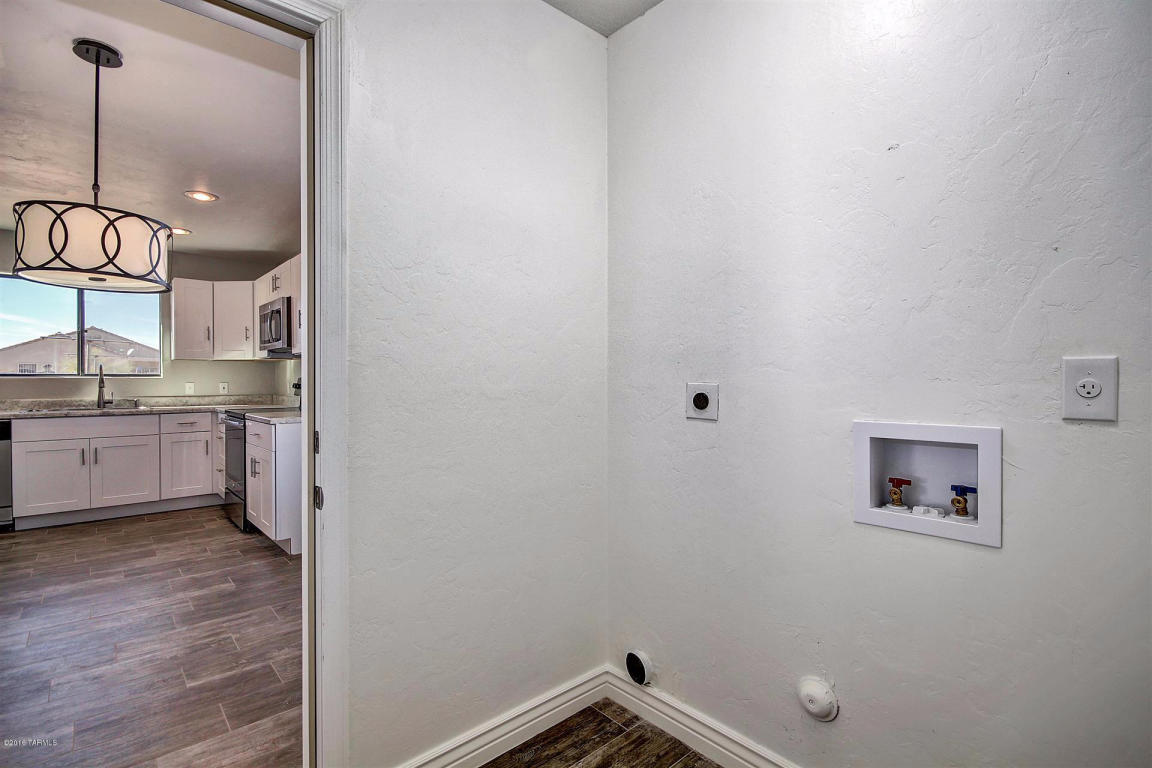 6658 S Portugal, Tucson, AZ 85757