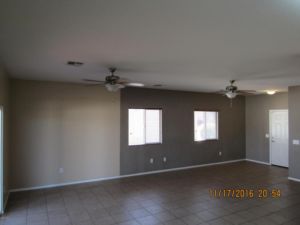 8316 W Razorbill, Tucson, AZ 85757