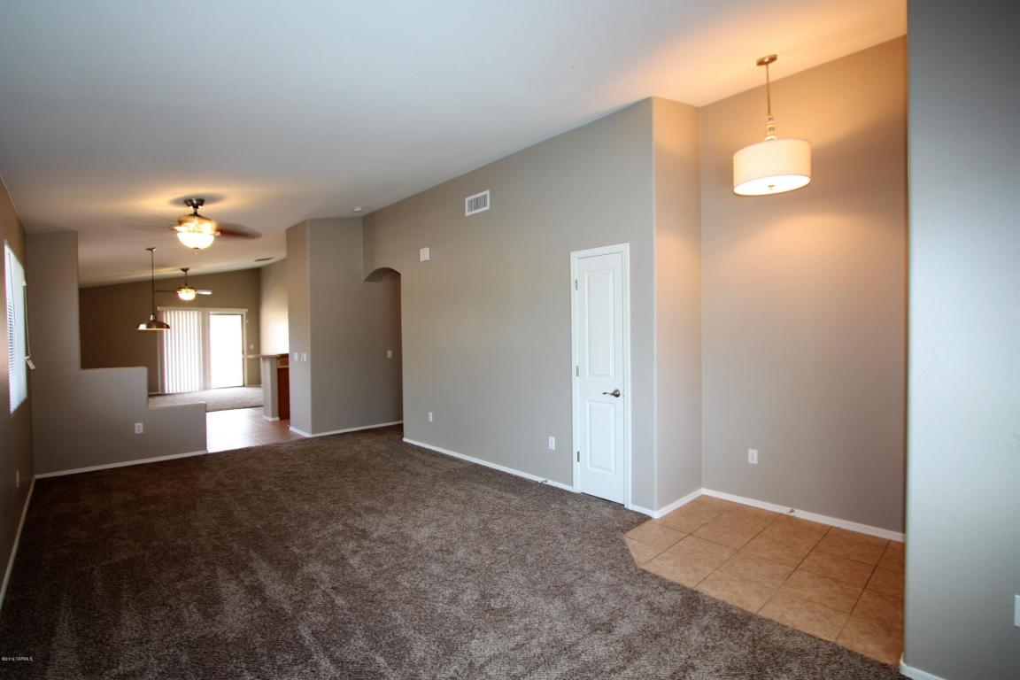 6935 S Providence, Tucson, AZ 85757