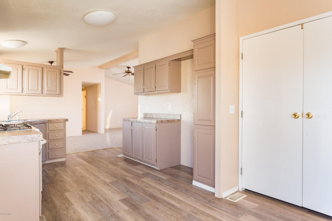 6741 W Lightning L, Tucson, AZ 85757