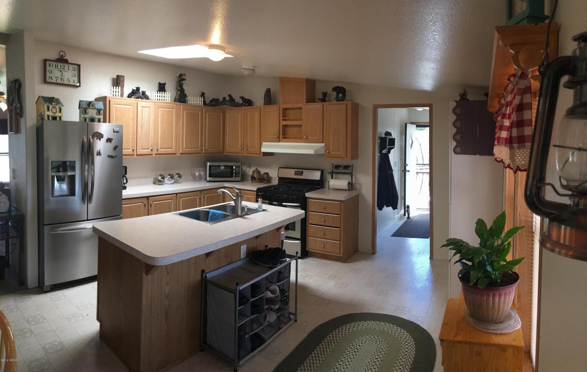 8711 Silver Creek Drive, Show Low, AZ 85901