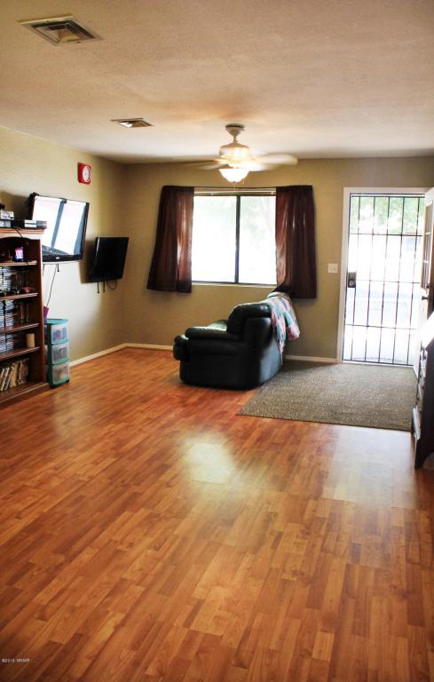 752 N 6TH Drive, Show Low, AZ 85901