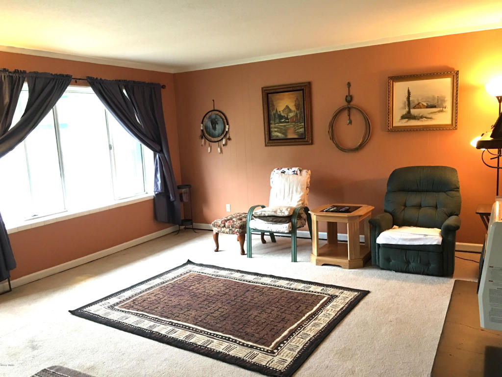 421 W Stratton, Show Low, AZ 85901