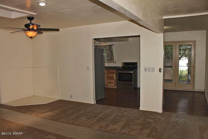 4089 BUCKSKIN Lane, Show Low, AZ 85901