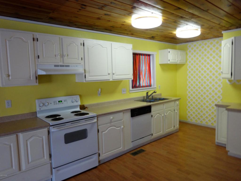 660 S 30TH Drive, Show Low, AZ 85901