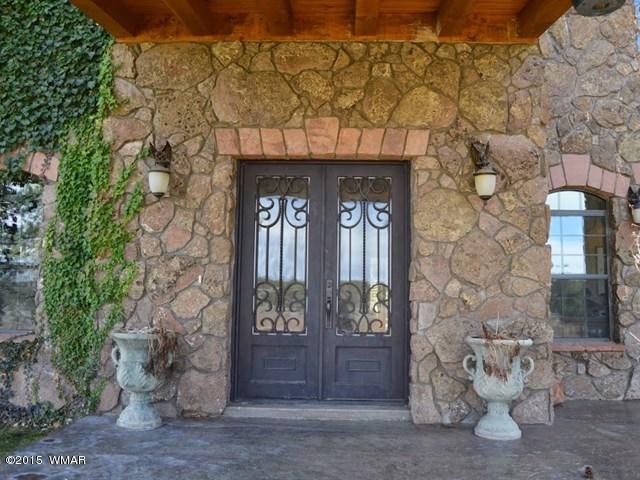 889 NEAL Road, Show Low, AZ 85901