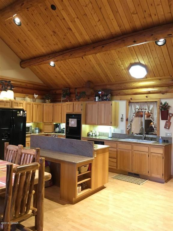 100 W CREEKWOOD Lane, Show Low, AZ 85901