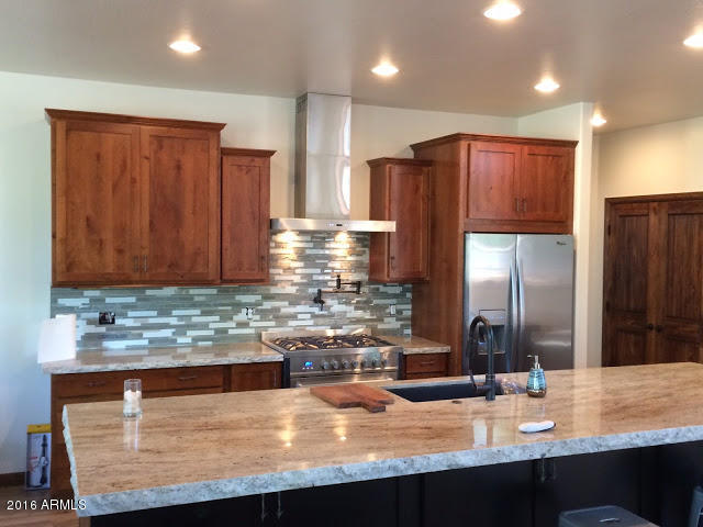 3881 W FALLING LEAF Road, Show Low, AZ 85901