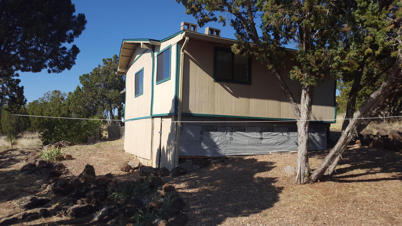 8579 MEYERS Place, Show Low, AZ 85901