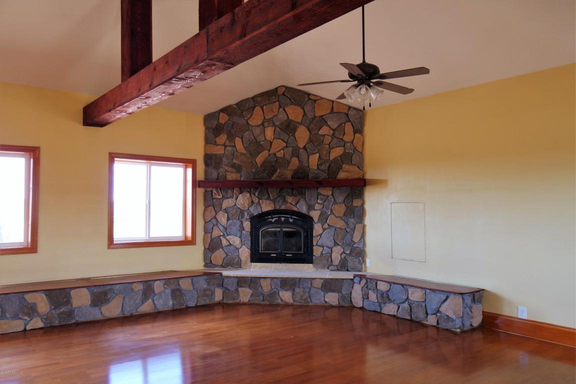 8316 Valley View Lane, White Mountain Lake, AZ 85912