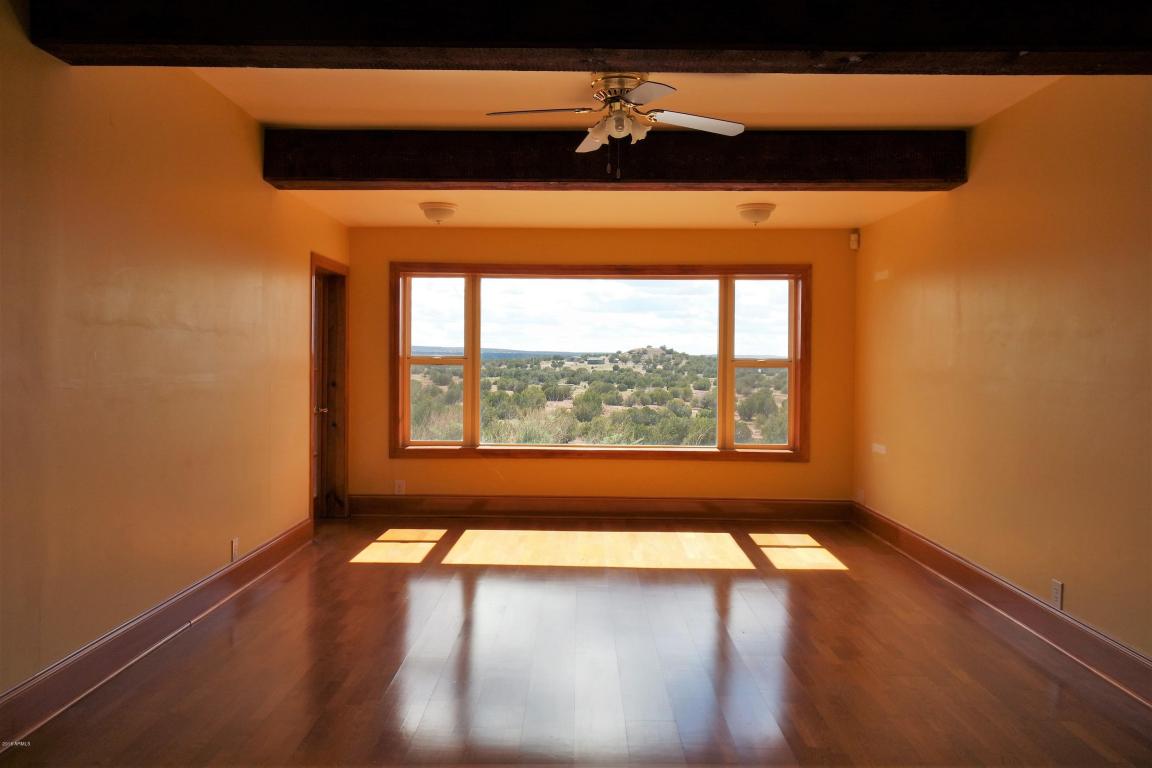 8316 Valley View Lane, White Mountain Lake, AZ 85912