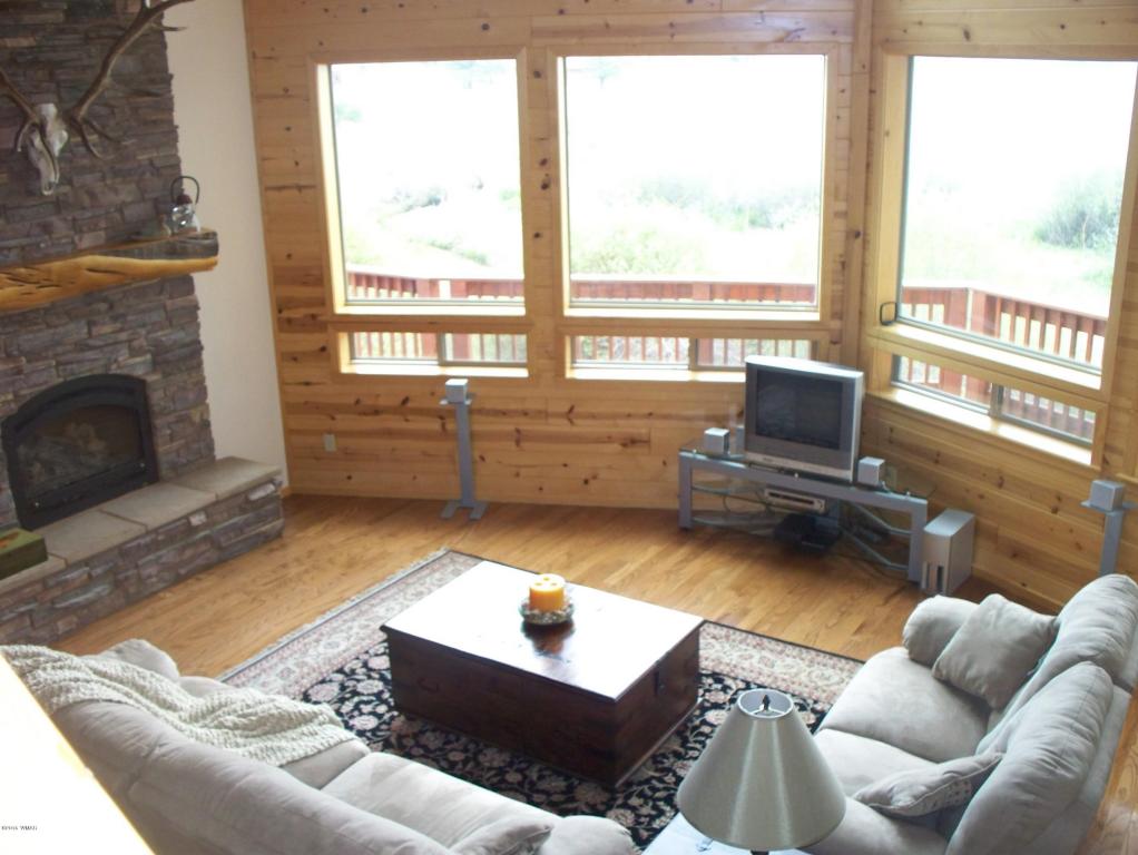 1323 ACR, Greer, AZ 85927