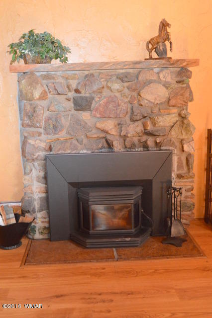 1780 Homestead Road, Lakeside, AZ 85929