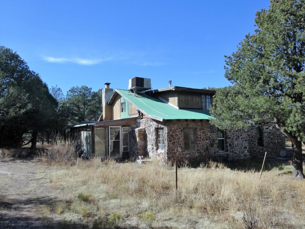 34 CR 2315, Nutrioso, AZ 85932