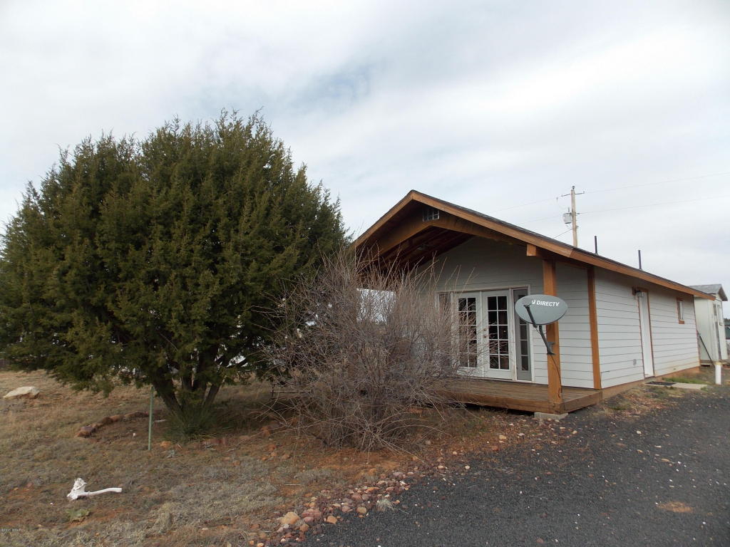 2254 SITGREAVES, Overgaard, AZ 85933