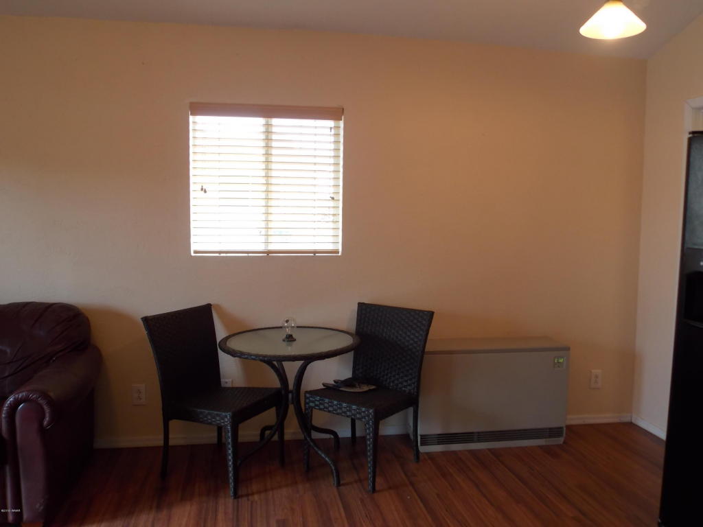 2254 SITGREAVES, Overgaard, AZ 85933
