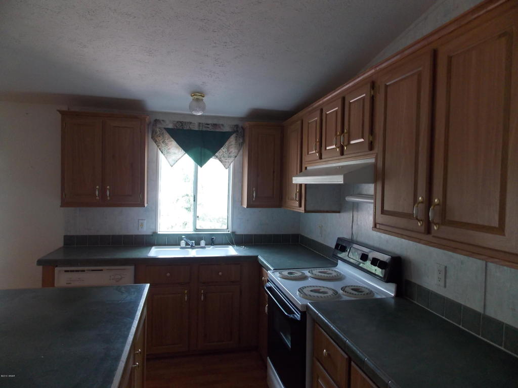 2171 Rainbow Trail, Overgaard, AZ 85933