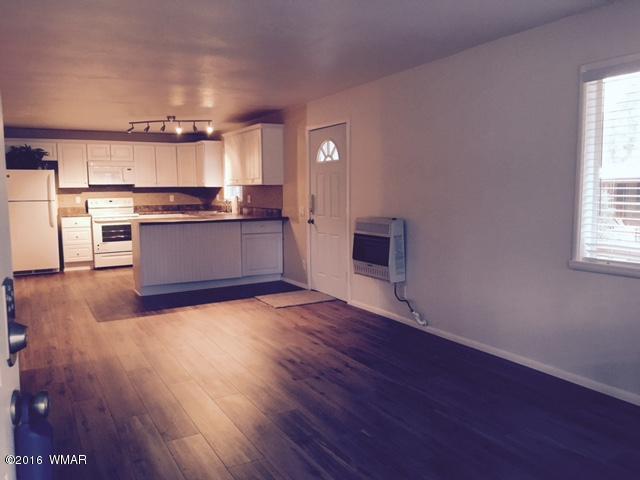 2061 GREY SQUIRREL Trail, Overgaard, AZ 85933