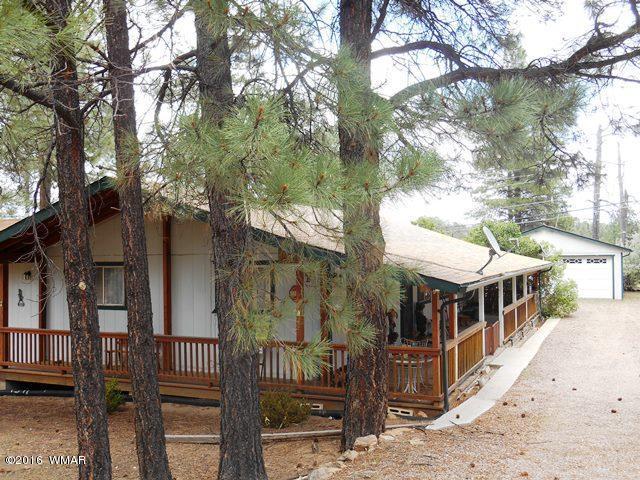 3337 Pine Cone Drive, Overgaard, AZ 85933
