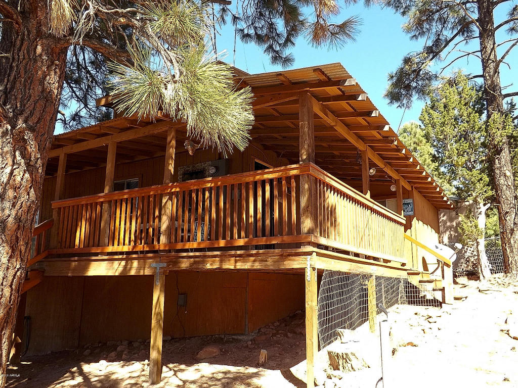 2071 SAGEBRUSH Trail, Overgaard, AZ 85933