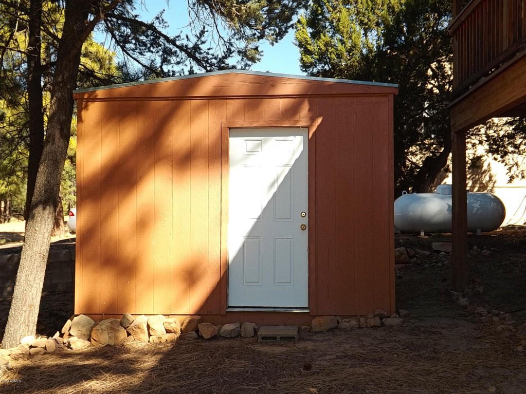 2071 SAGEBRUSH Trail, Overgaard, AZ 85933