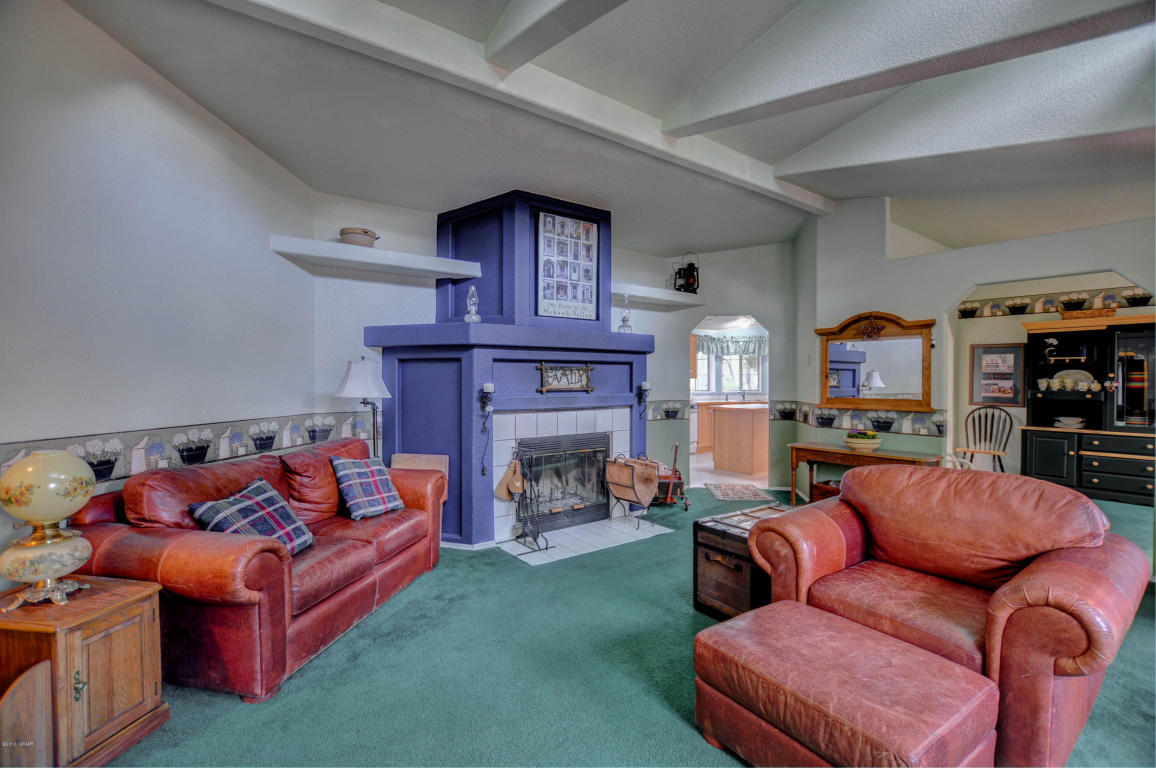 3009 Aspen Road, Overgaard, AZ 85933