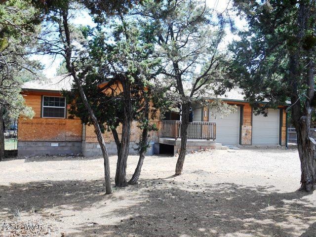 2131 Cottontail Road, Overgaard, AZ 85933