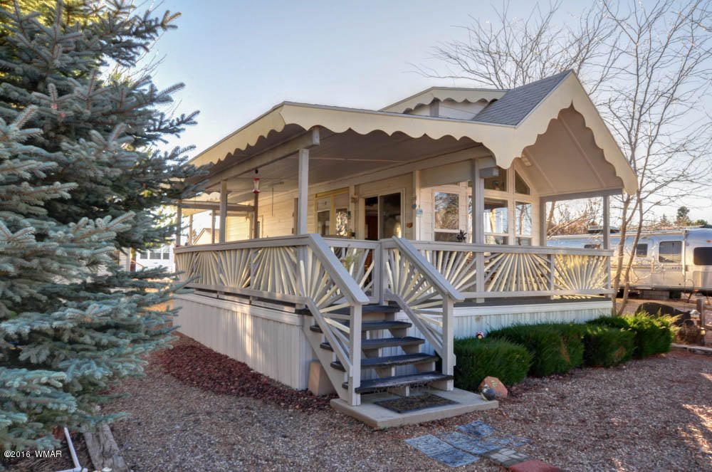 2233 Old Crooks Trail, Overgaard, AZ 85933