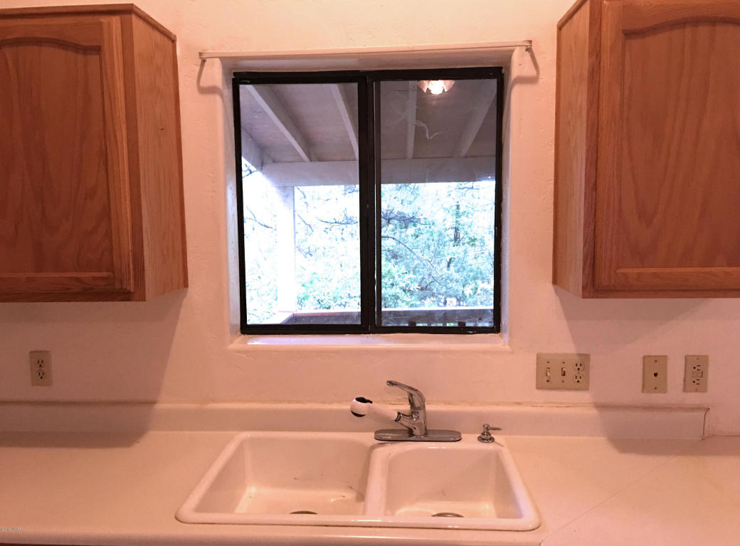 552 S Walnut Creek Loop, Pinetop, AZ 85935