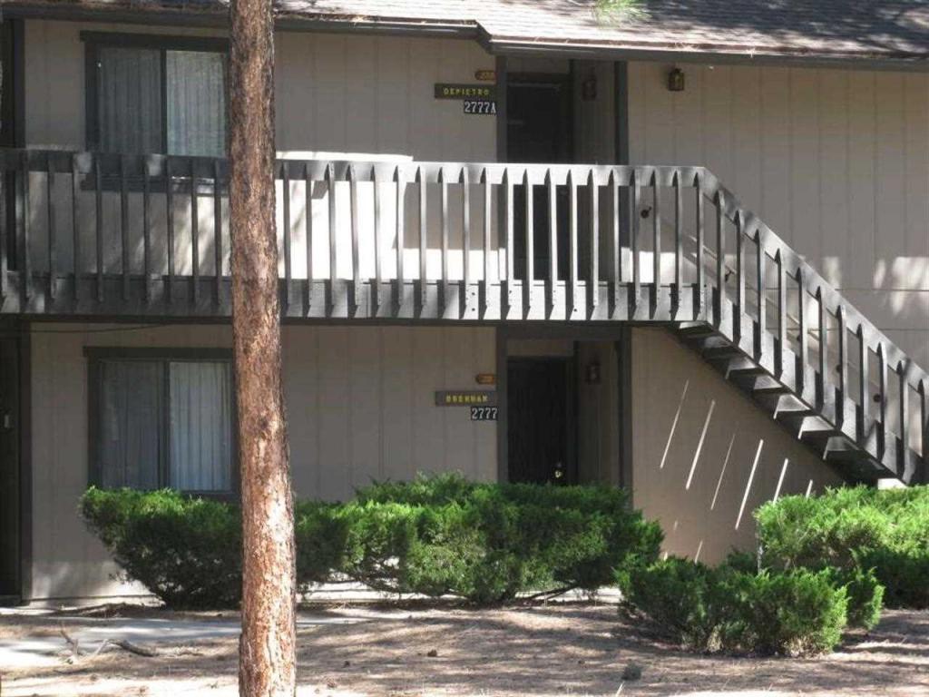 2777 Sports Village Loop, Pinetop, AZ 85935